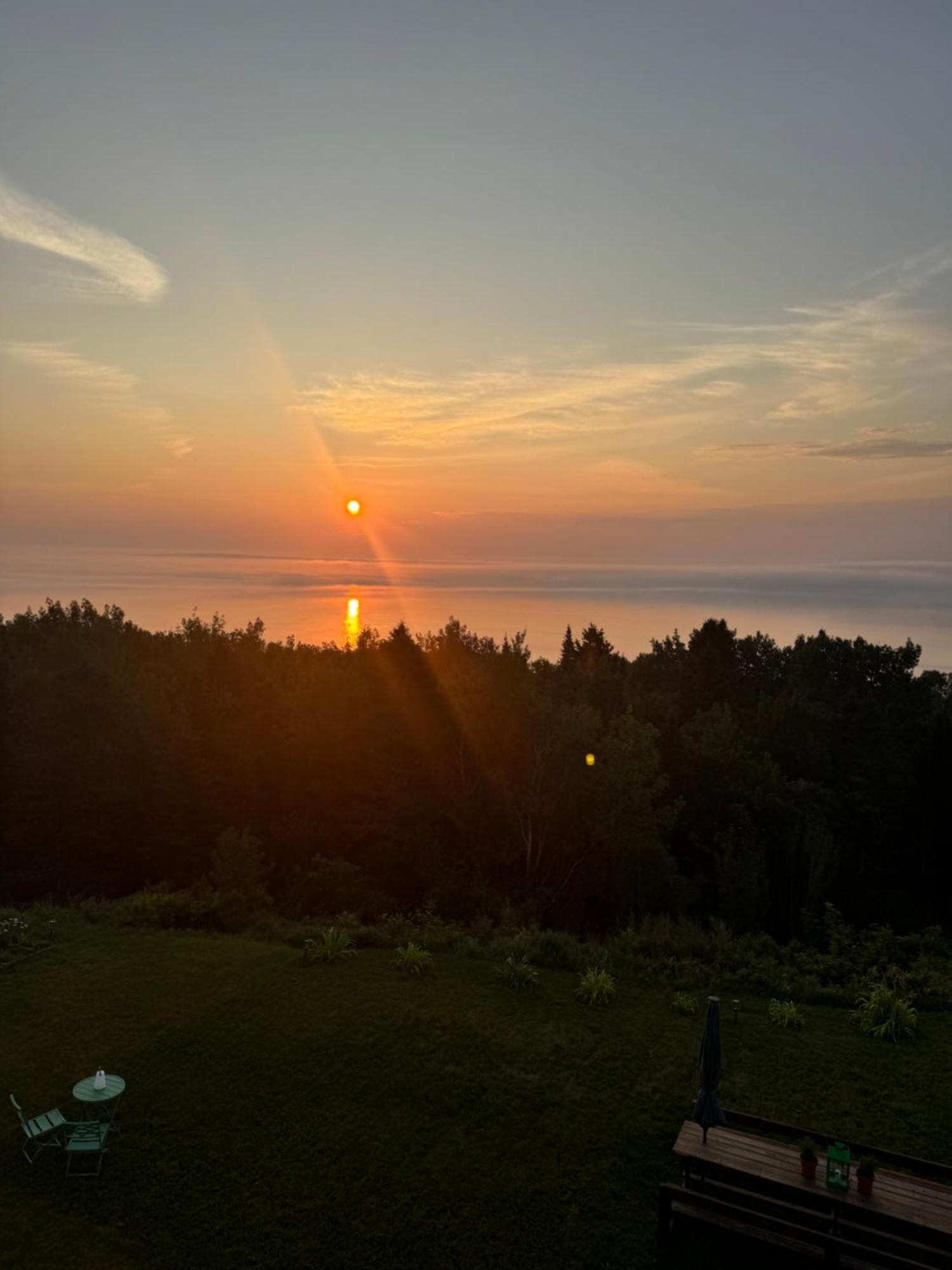 Horizon 777 Hotel Saint-Simeon  Bagian luar foto