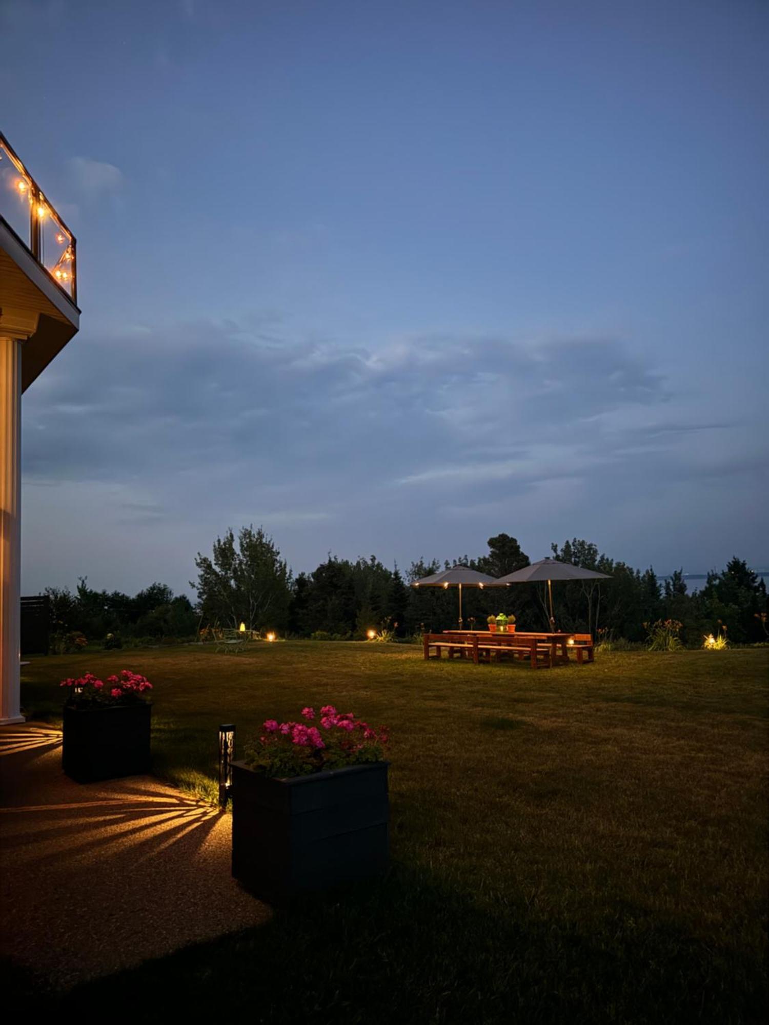 Horizon 777 Hotel Saint-Simeon  Bagian luar foto